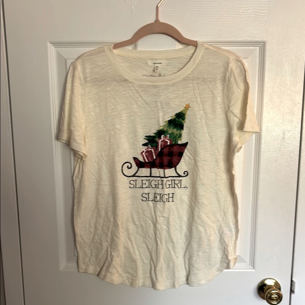 NWT Holiday Graphic Tee